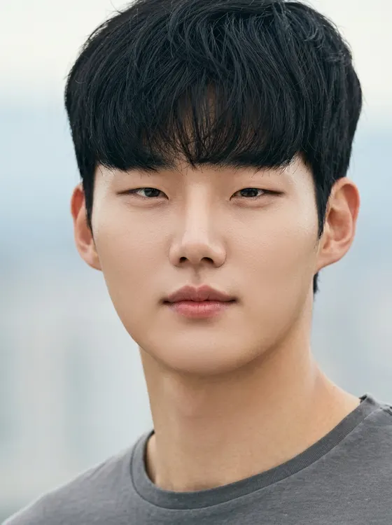 가상모델 #1450 얼굴 원본 9