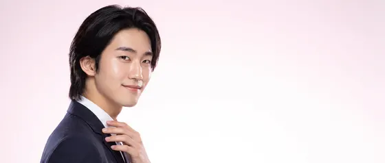 히어로 섹션 21:9