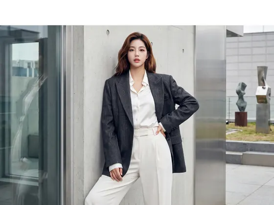 AI 광고컷 4:3